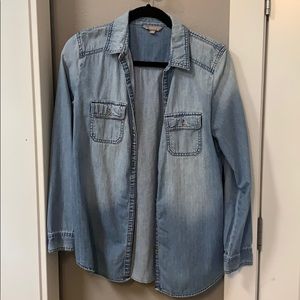 Denim long sleeved shirt